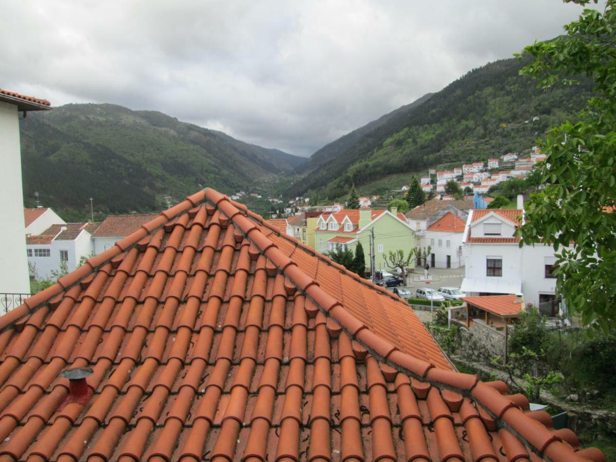 Casinha A Beira Ribeirio Villa Manteigas Luaran gambar