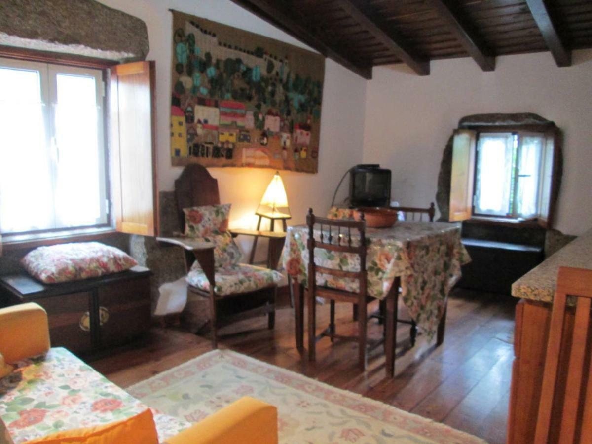 Casinha A Beira Ribeirio Villa Manteigas Luaran gambar
